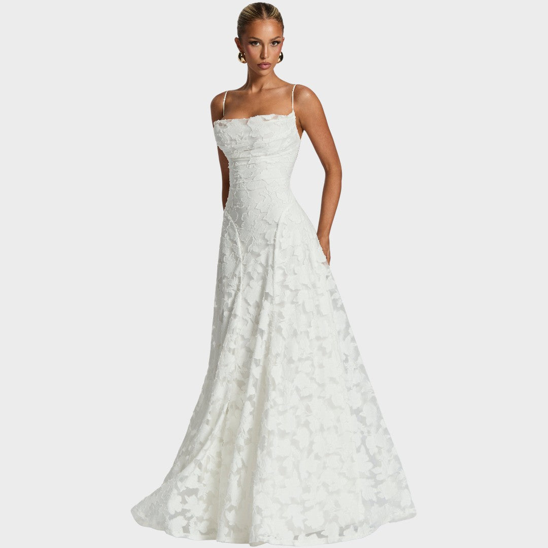 Larissa | Hosszú Csipkeruha, Elegáns