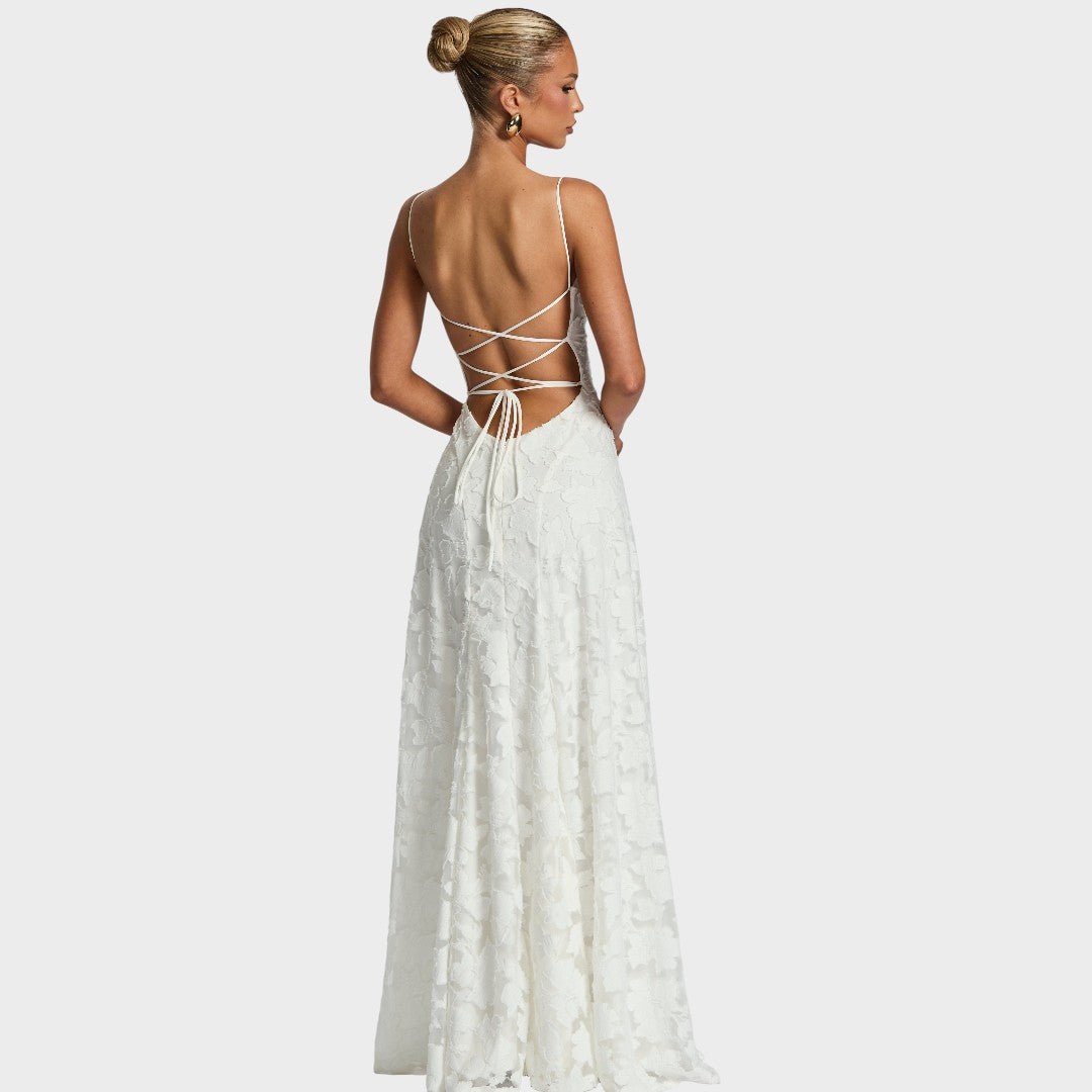 Larissa | Hosszú Csipkeruha, Elegáns