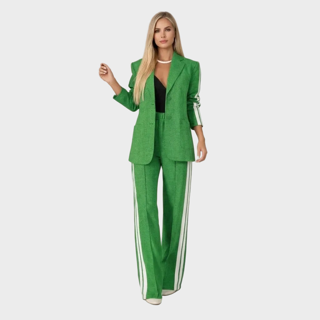 Ewa - Öltönyhöz igazodó, elegáns zakóval