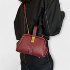 Geantă de mână sau crossbody damă – interior compartiment