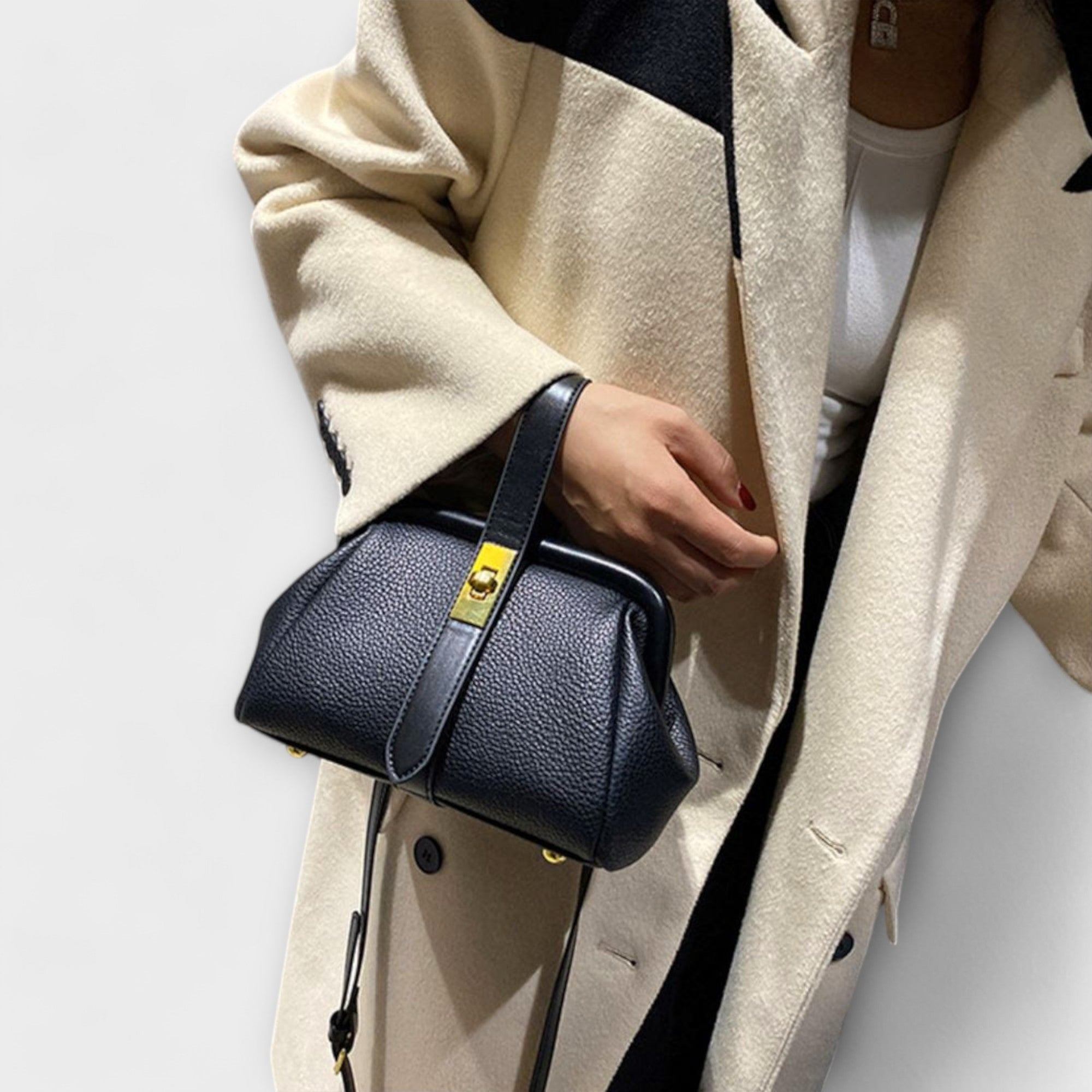 Geantă de mână sau crossbody damă Angie, elegantă, practică, perfectă pentru stilul modern.