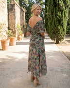 Orsolya – elegáns midi ruha V-kivágással