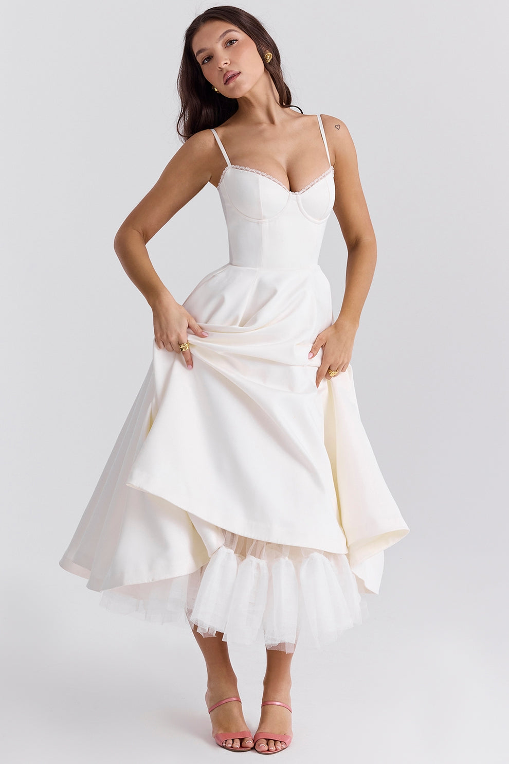 Arestina | Divatos tüll ruha